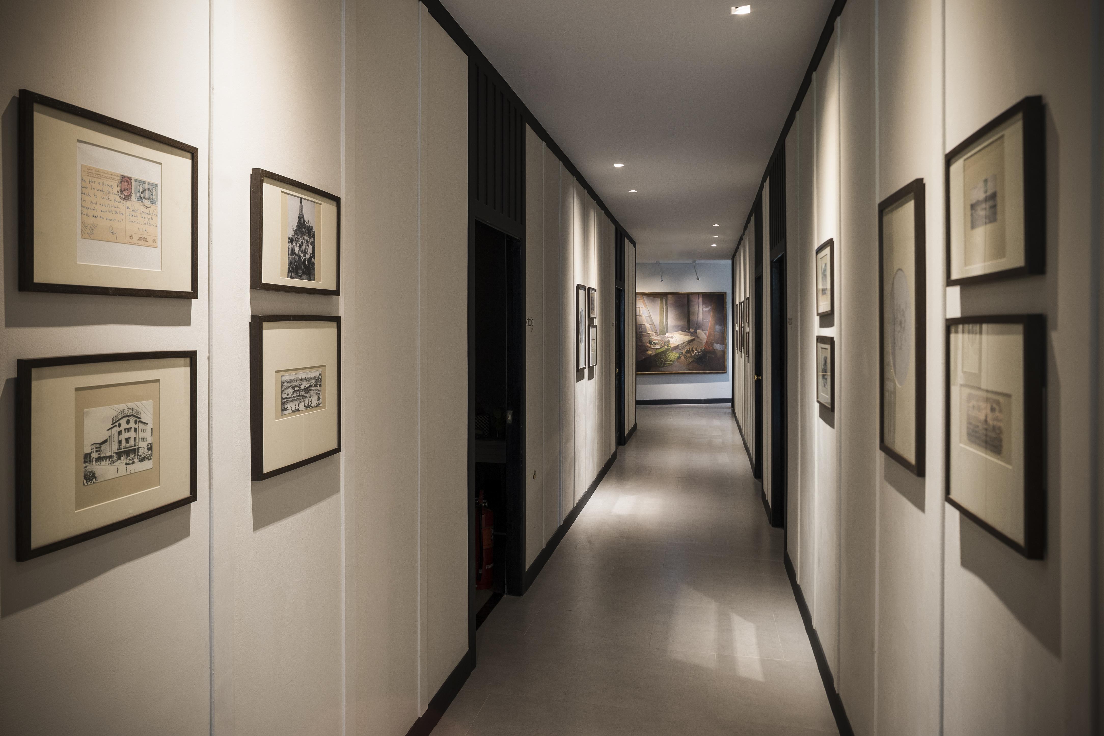 The Raweekanlaya Banguecoque Exterior foto Corridor of the hotel